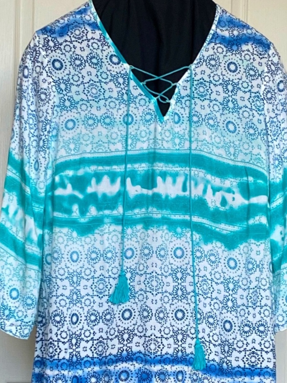 CATO 🏝️ LOOSE COOL BOHEMIAN TIE-DYE V-NECK w/TASSELS TUNIC TOP Women’s 18/20W